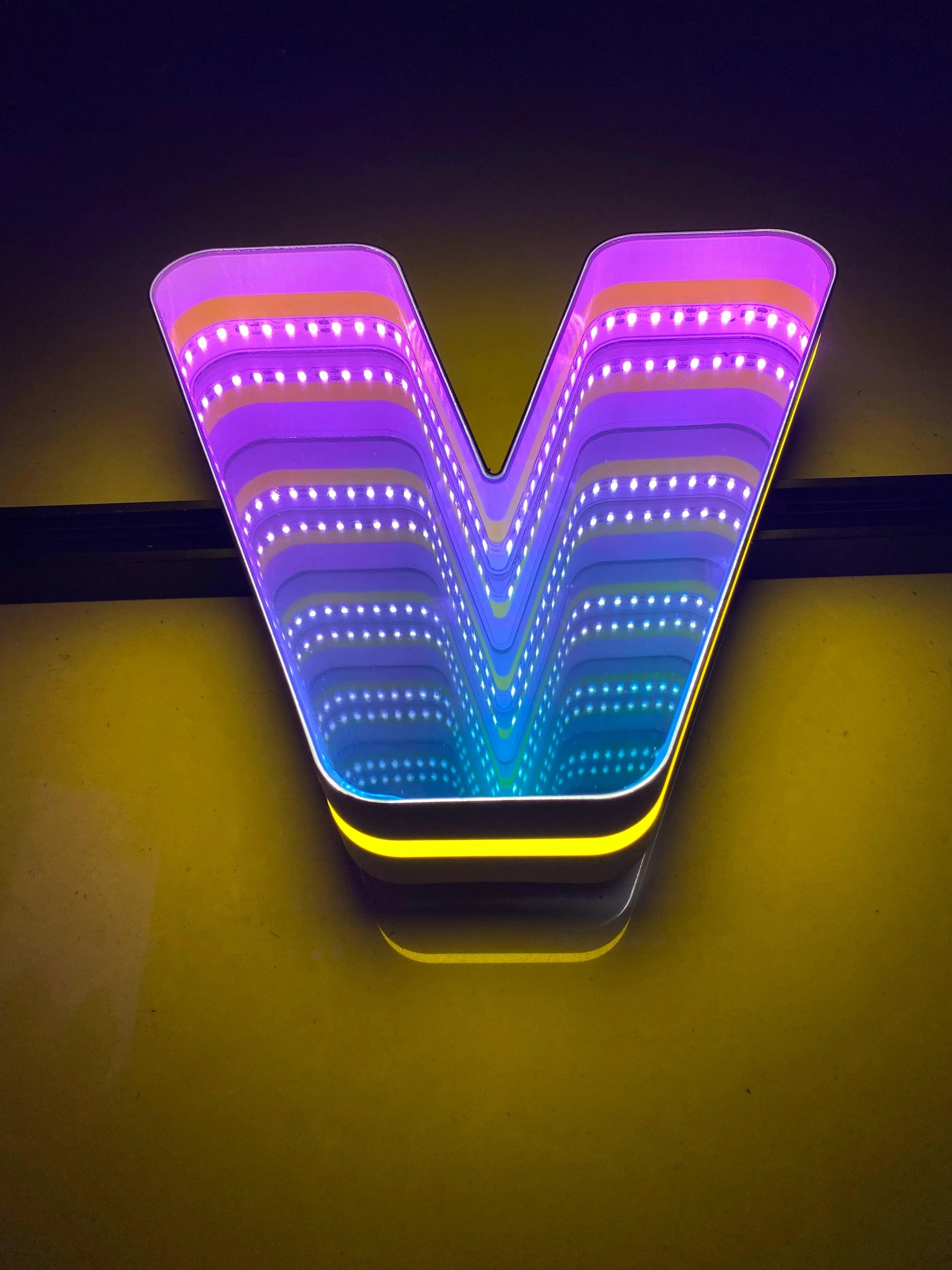 Stocked Infinity Mirror 3D Letter, Lowercase Letters Led Neon Sign, Perfect for Restaurant, Market, Bar, Hotel Decor